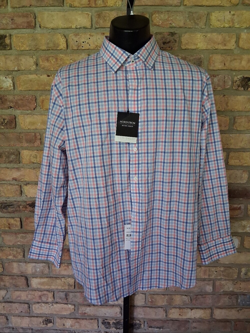 NWT NORDSTROM TECH SMART L9NG SLEEVE BUTTON DOWN SIZE 32/33
